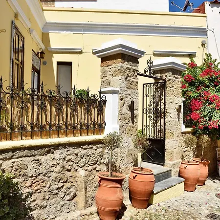 Ferenikis House